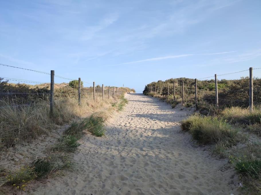 4-Persoons Appartement Met Een Mooi Uitzicht De Panne Buitenkant foto