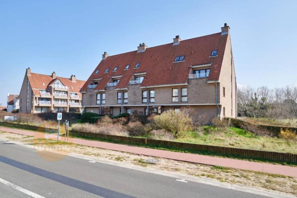 4-Persoons Appartement Met Een Mooi Uitzicht De Panne Buitenkant foto