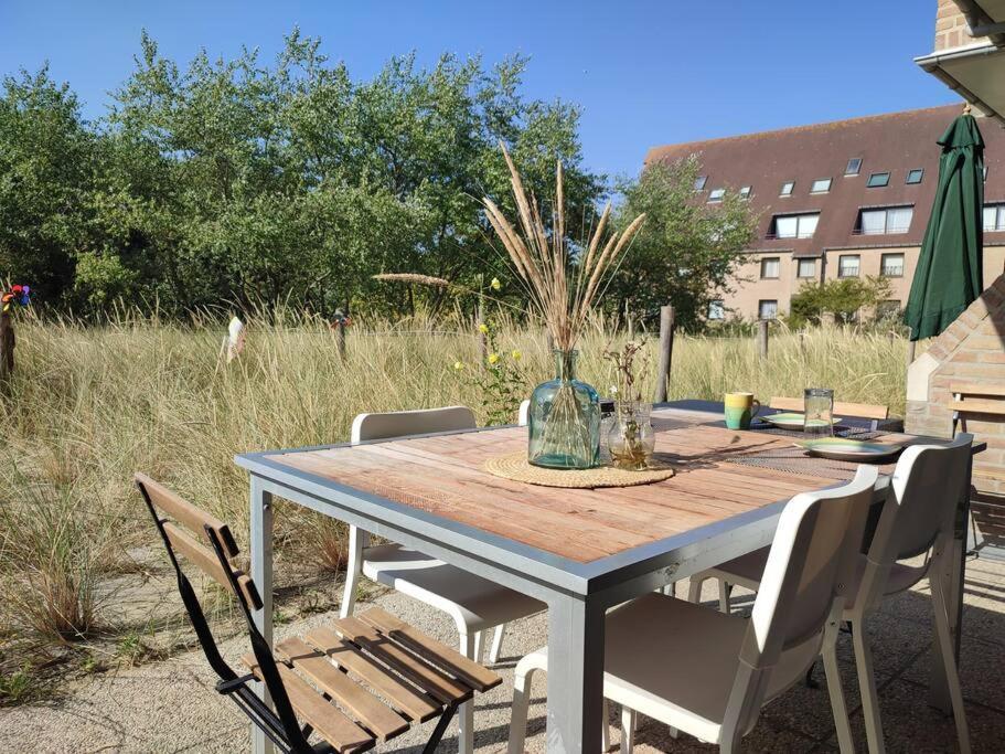 4-Persoons Appartement Met Een Mooi Uitzicht De Panne Buitenkant foto